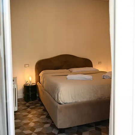 Qhouse